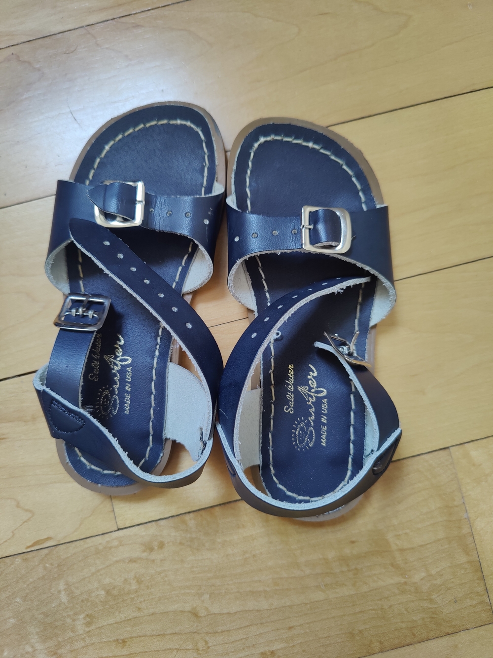 Children's Navy Leather Salt Water Buckle Sandals Size 10